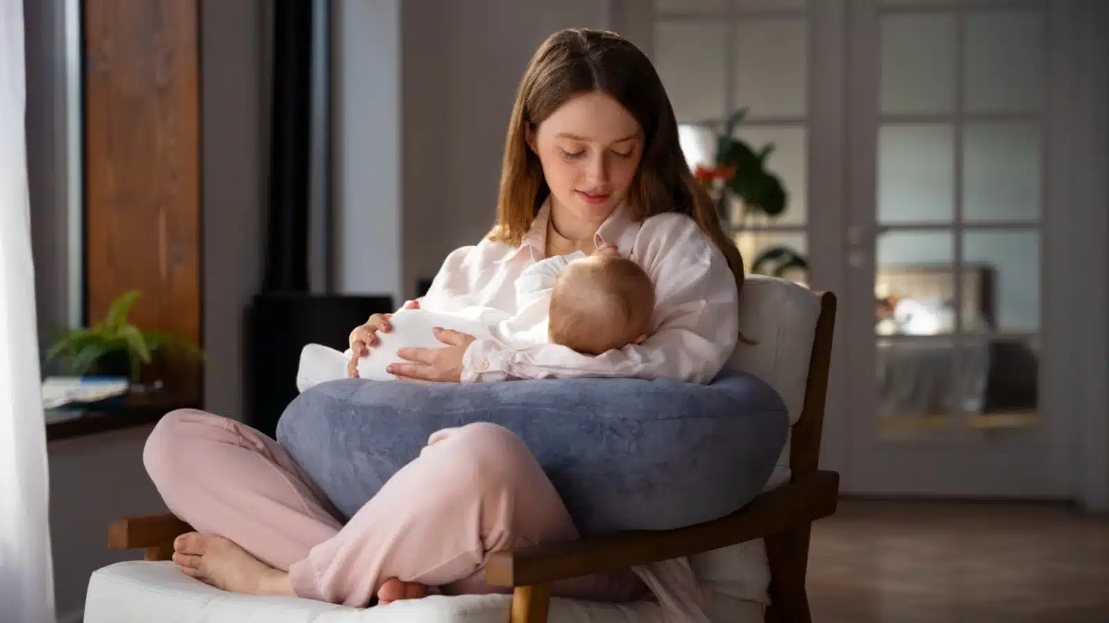 A New Parent’s Guide To Cluster Feeding