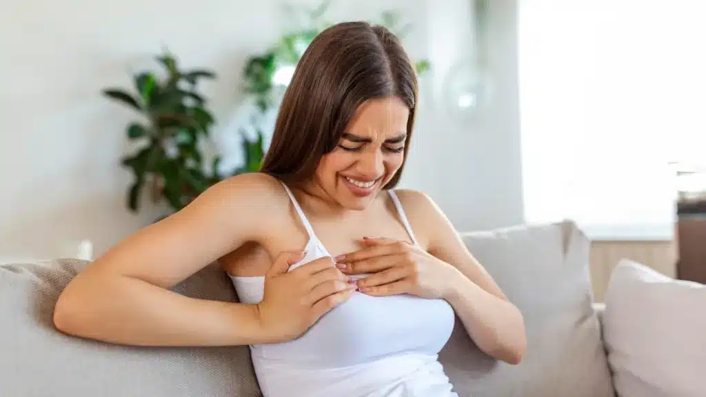 Why Do My Nipples Hurt While Breastfeeding?