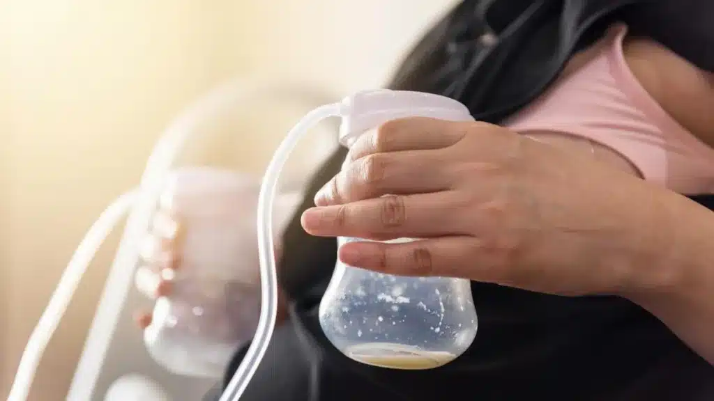 Top Manual and Electric Breast Pumps to Explore