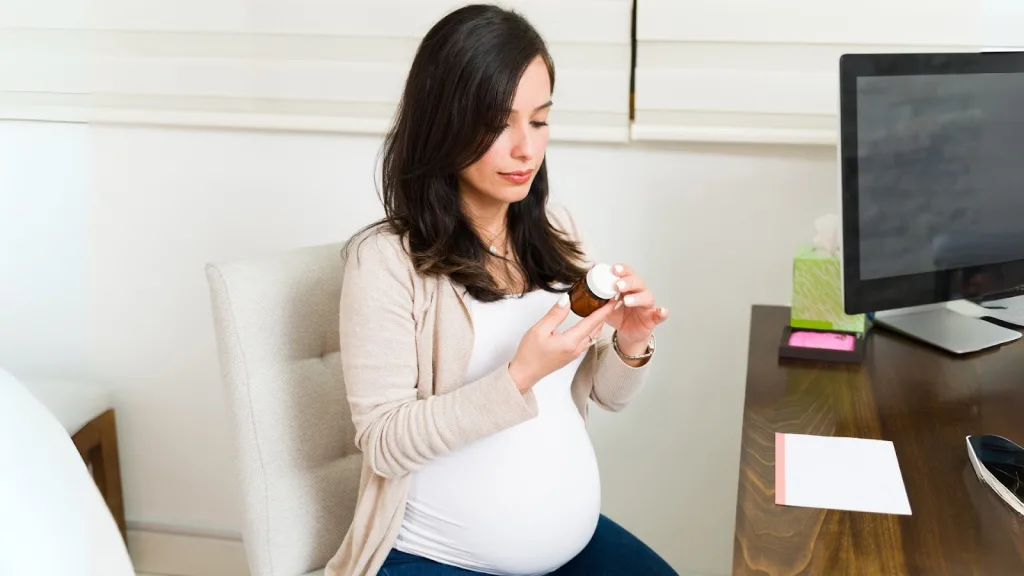 How to Choose the Best Prenatal Vitamin