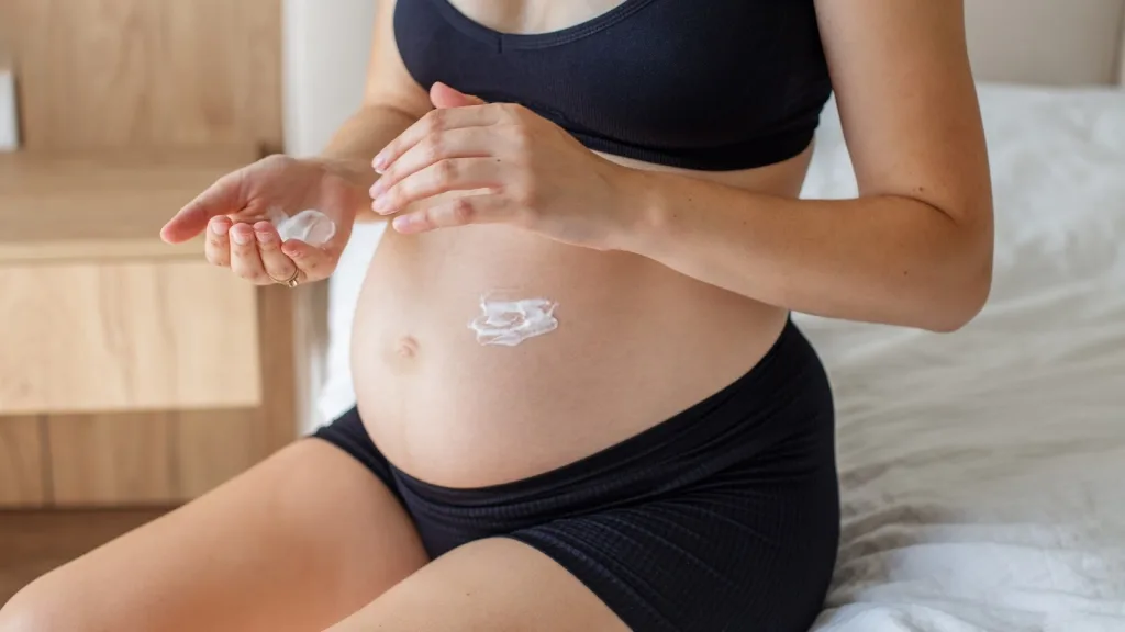 Benefits of Using Pregnancy-Safe Sunscreens