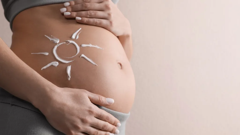 Key Ingredients in Pregnancy-Safe Sunscreens to Look For