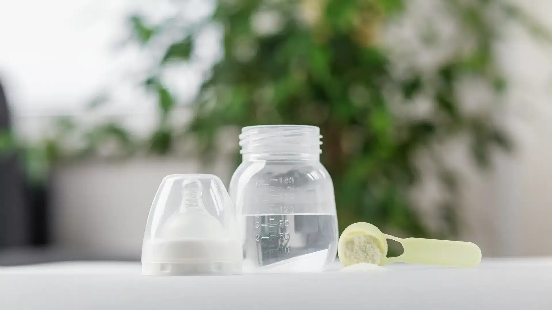 Evenflo vs Dr Brown: Best Bottle for Breastfed and Gassy Babies