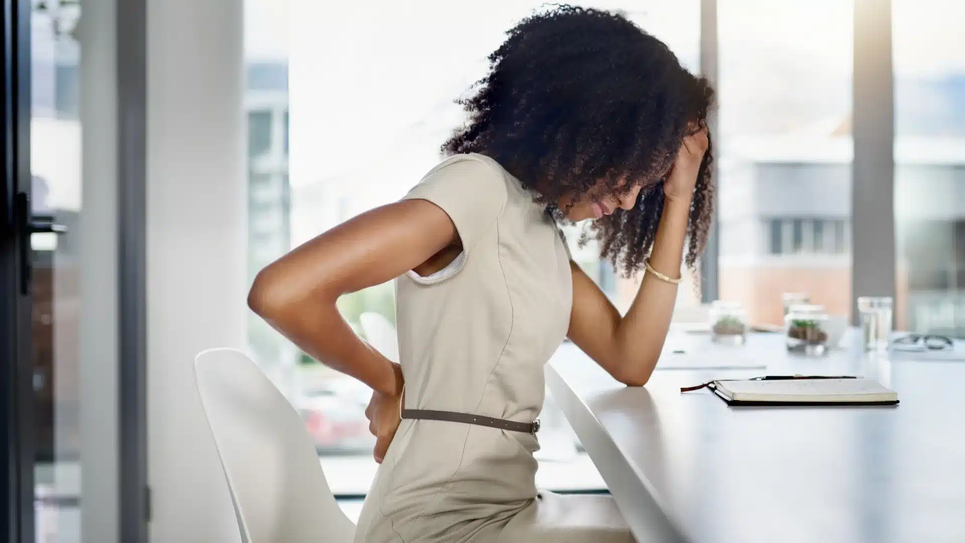 Struggling With Postpartum Back Pain? Causes and Recovery Time